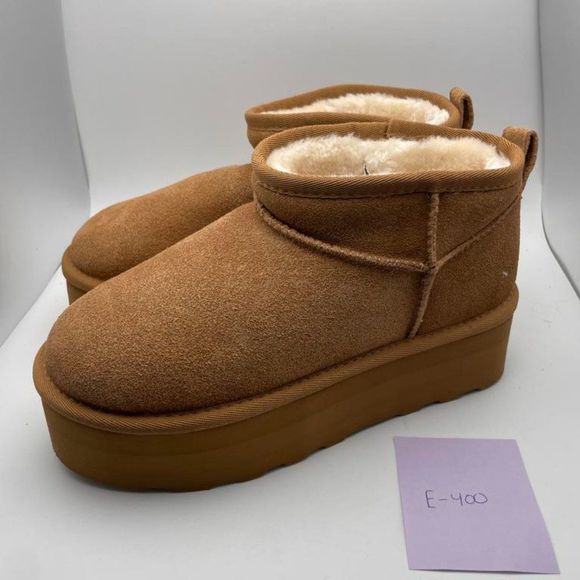 CUSHIONAIRE Women's COZY Genuine Suede pull on platform boot CHESTNUT 6.5 - Picture 2 of 6